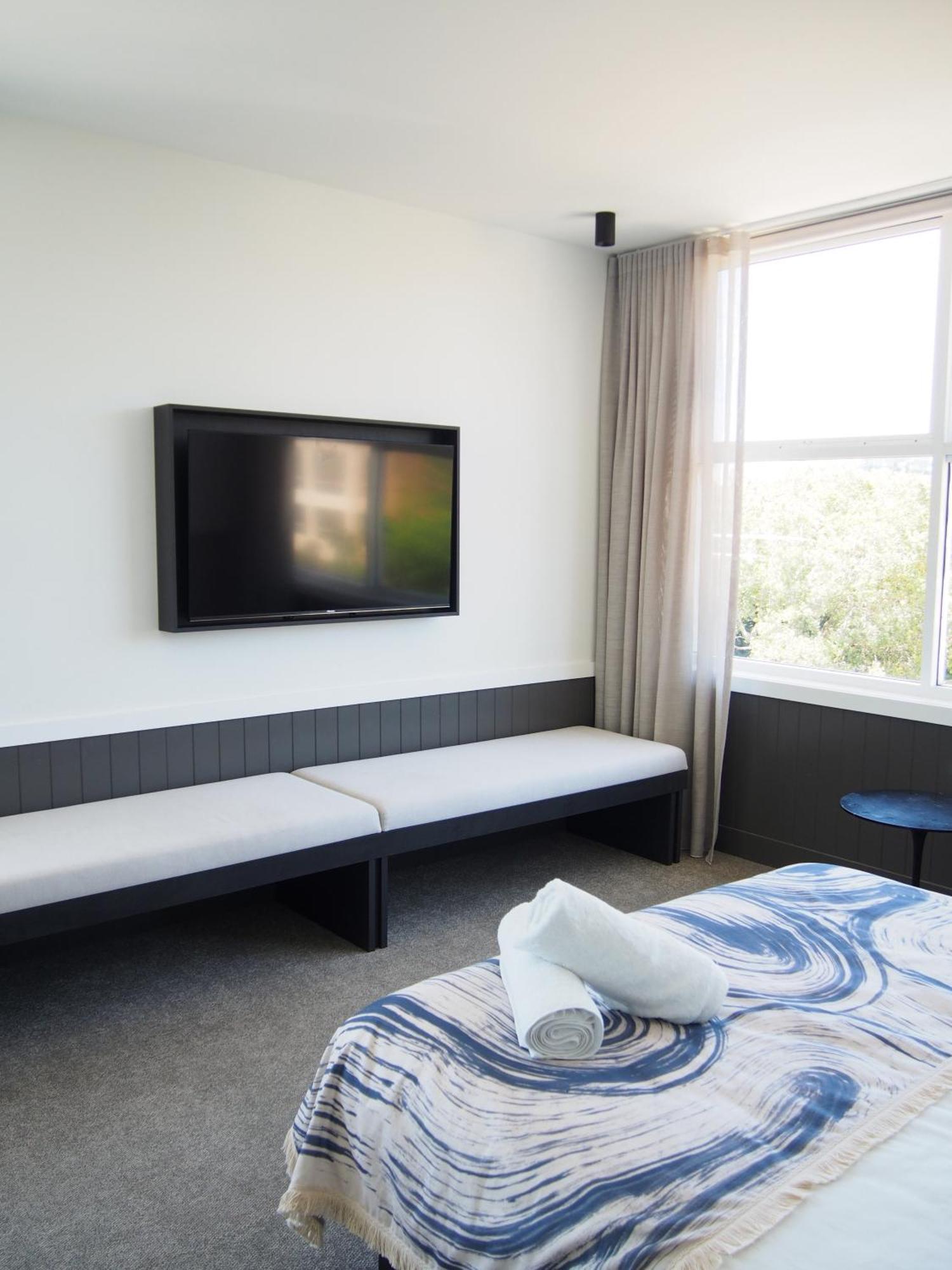 Barrys Beach Road Hotel ซิดนีย์ ภายนอก รูปภาพ